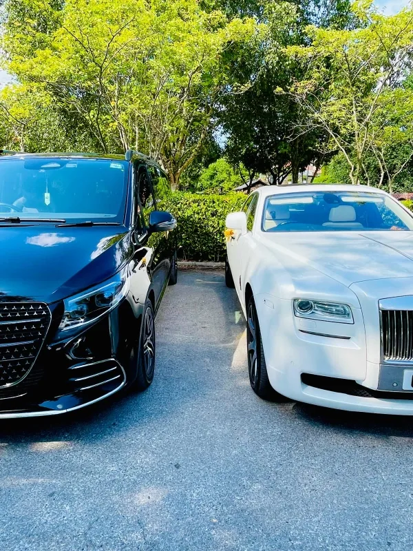 Royale Rides wedding cars including Rolls Royce and Mercedes V Class for Wilmslow weddings